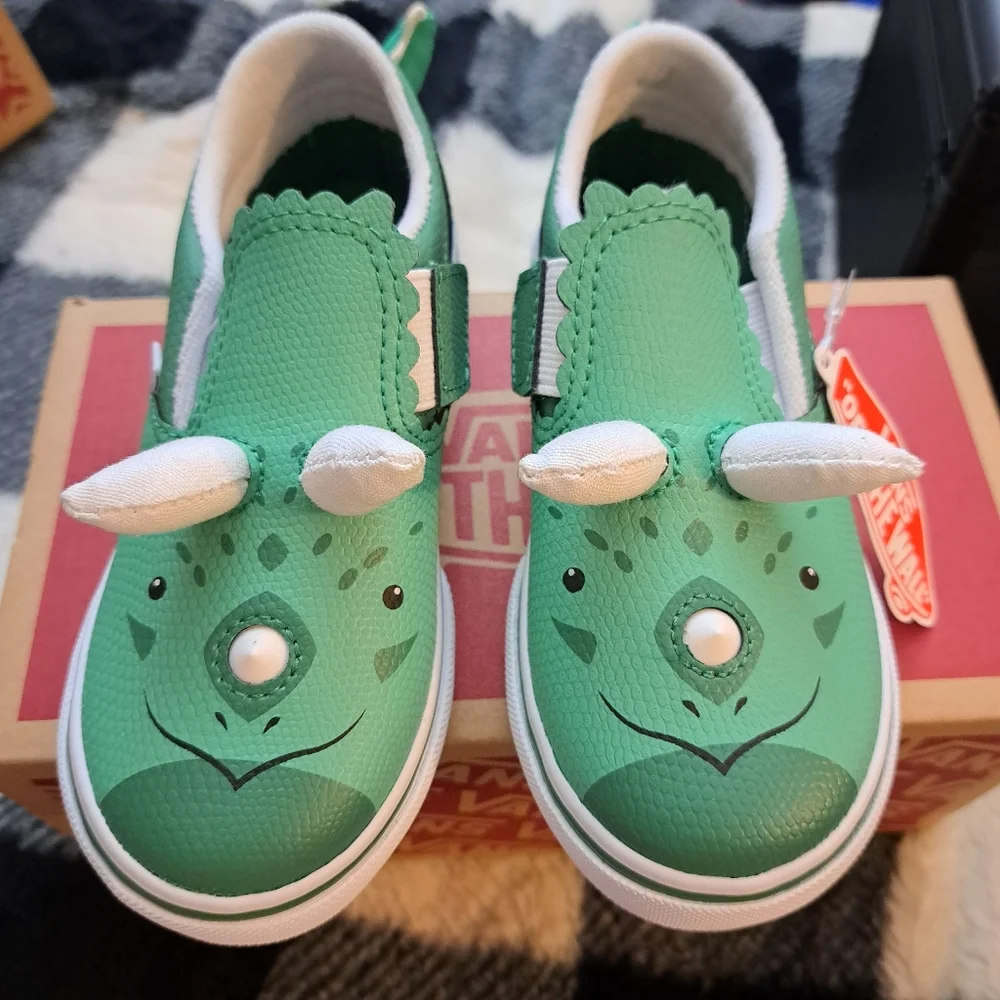 Toddler and baby dinosaur vans slip ons - Picture 4 of 7